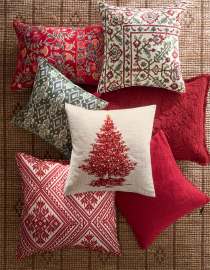 Pillows & Decor