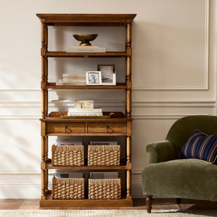 Bookcases & Shelves